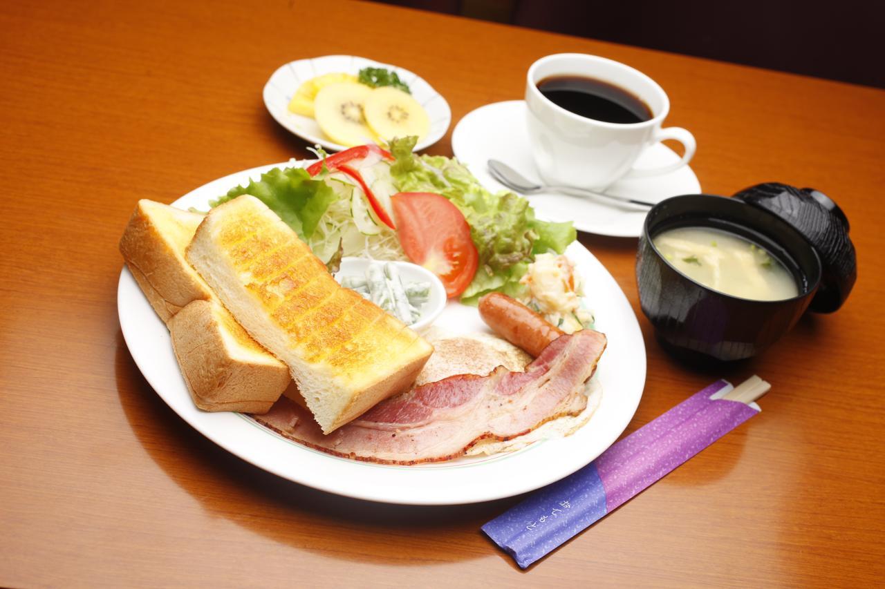Business Hotel Kudo Nobeoka Buitenkant foto